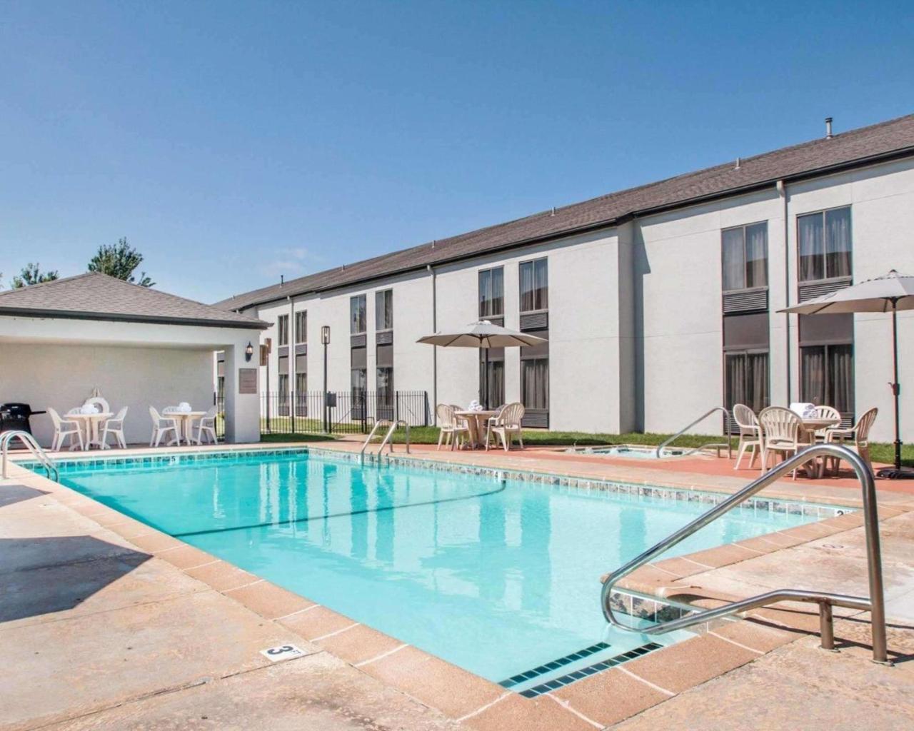 Greenstay Inn & Suites Court View Springfield Ngoại thất bức ảnh